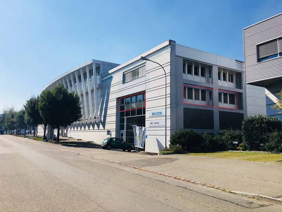 Sichtbarkeit für Ihr Unternehmen - attraktive Bürofläche in Effretikon – Foto 5 von 6