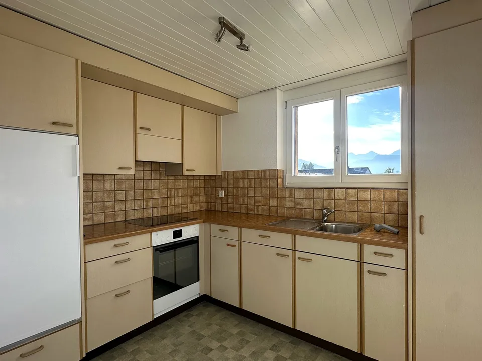 Your cozy 2.5-room apartment with balcony – photo 3 of 5