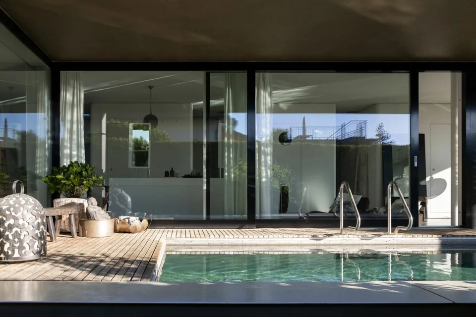 6½ room single family home in a prime location. – photo 8 of 9