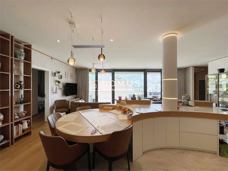 Prächtige Wohnung mit Seeblick im Stadtzentrum – Foto 5 von 13