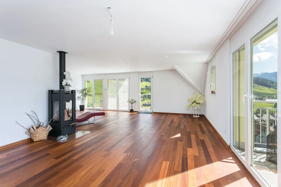Appartement-maisonnette en attique de 5,5 pièces avec une vue panoramique sur les montagnes – photo 18 sur 30