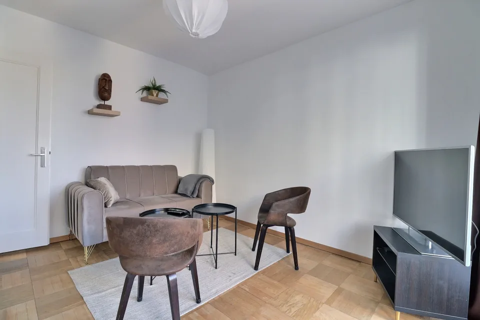 Magnifique 3.5 pièces avec chambrette entièrement meublé/Acacias – photo 4 sur 16