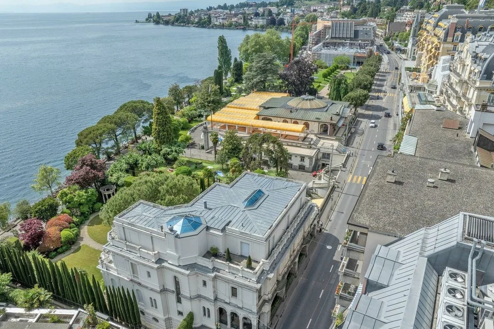 Proprietà esclusiva "Pieds dans l'eau" nel cuore di Montreux – foto 3 di 13