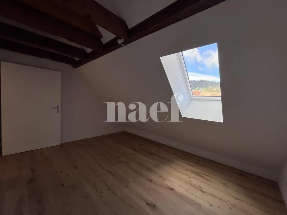 Prächtiges Duplex mit 4,5 Zimmern im 4. Stock Ost – Foto 8 von 10