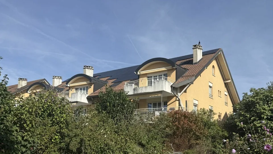 15 Minuten von Morges entfernt, schönes Apartment mit sehr schönem Ausblick auf die Alpen und den Jura, 2 Parkplätze – Foto 14 von 14