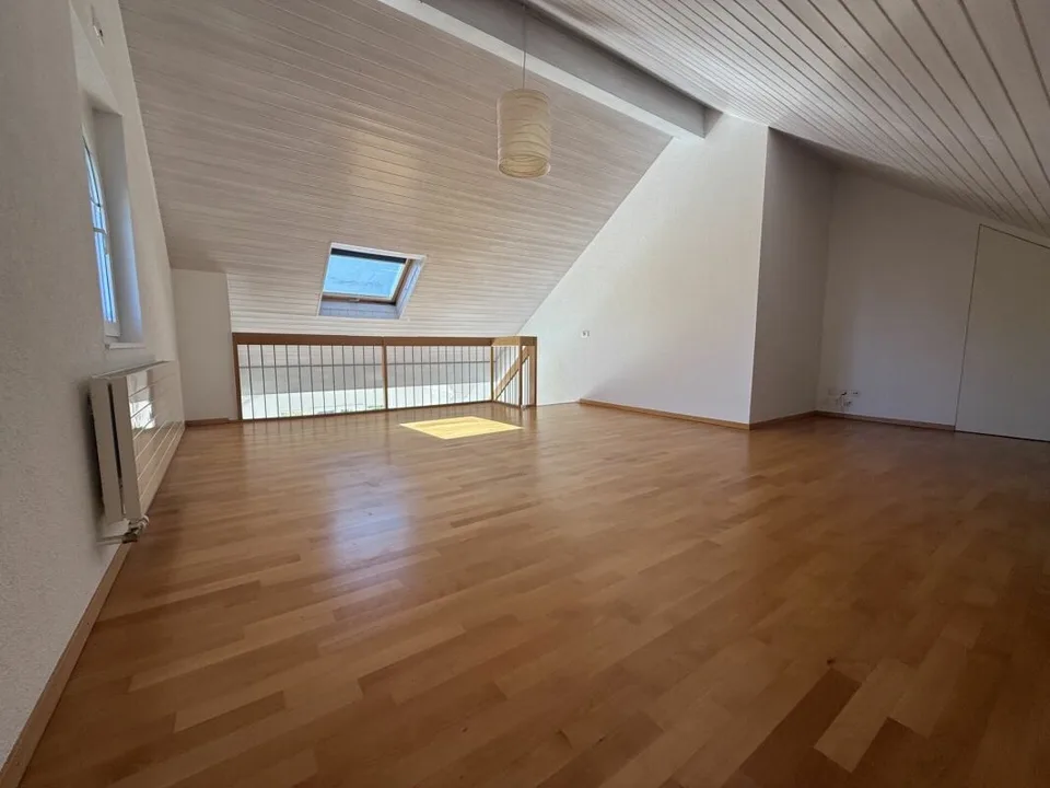 15 Minuten von Morges entfernt, schönes Apartment mit sehr schönem Ausblick auf die Alpen und den Jura, 2 Parkplätze – Foto 10 von 14