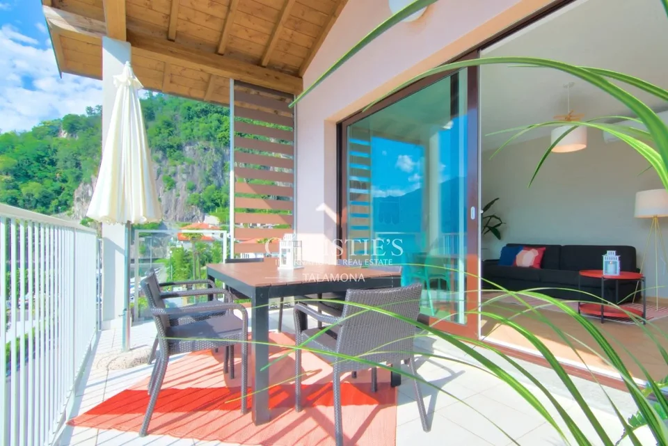 Fünfzimmerwohnung am Seeufer im Golfo Gabella, Maccagno – Foto 2 von 13