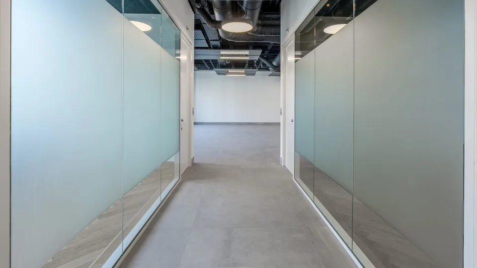 Premium-Bürofläche 655 m² - Herz des Viertels der Vereinten Nationen – Foto 3 von 8