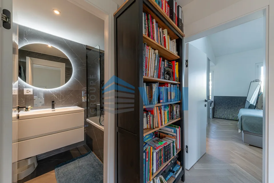 Duplex en attique magnifiquement rénové – Foto 7 von 13
