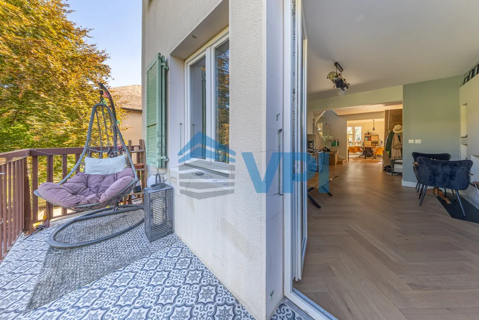 Duplex en attique magnifiquement rénové – Foto 13 von 13