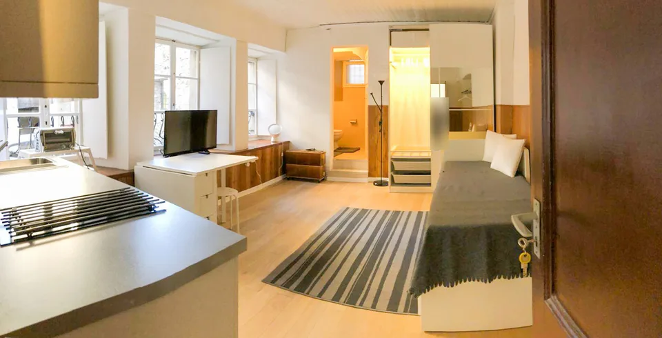 MONOLOCALE MIT INNENHOF IM PRESTIGEVOLLEN PALAZZO TORRIANI – Foto 3 von 10