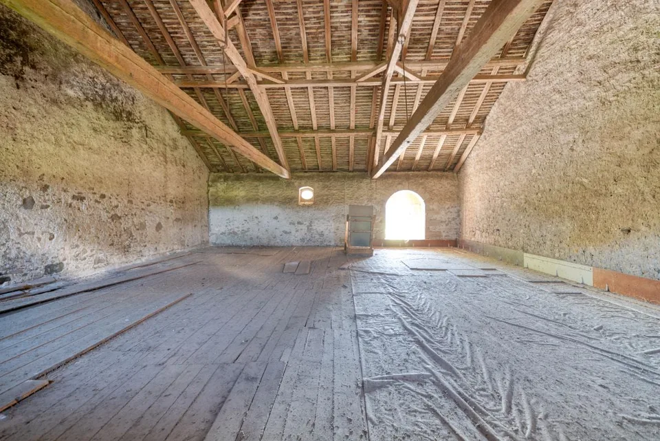 Magnifico edificio storico – foto 6 di 12
