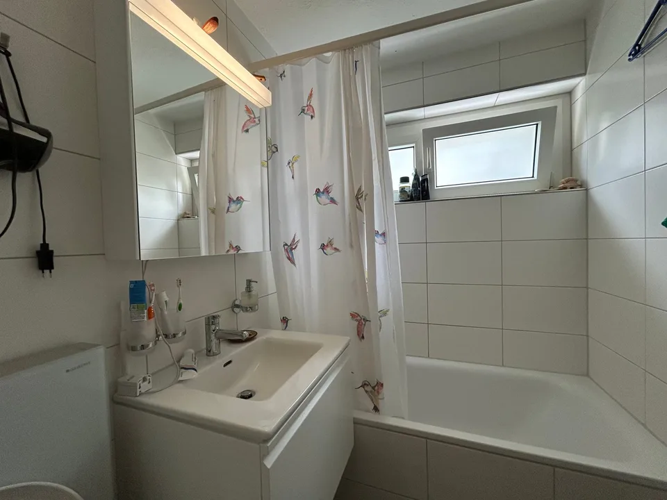 Your centrally located 3.5-room apartment – photo 4 of 8