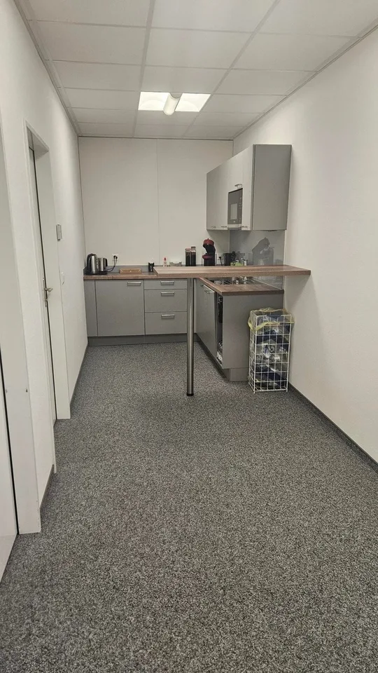 2 Büros im 1. OG zu vermieten – Foto 9 von 10