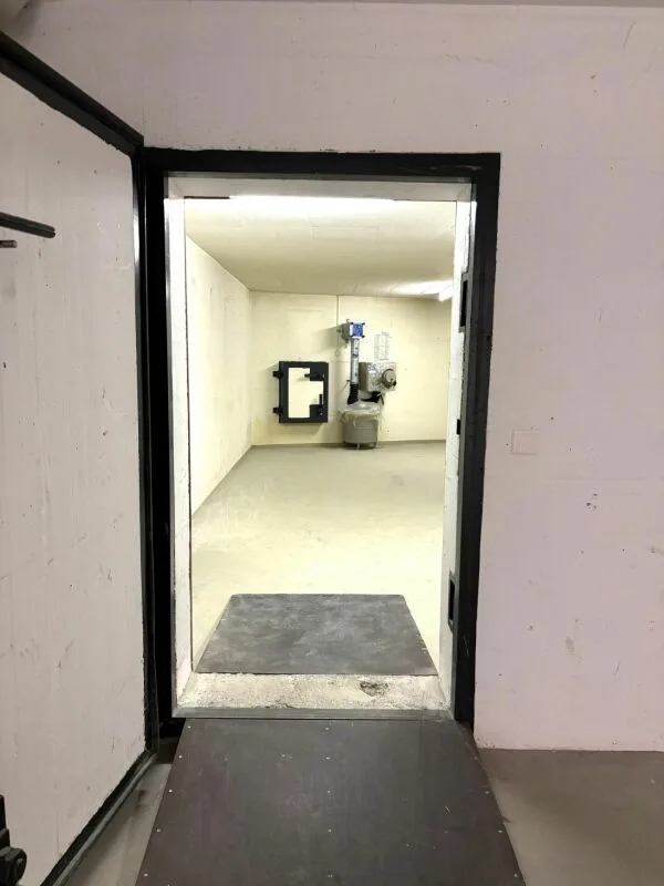104 m² Lagerraum im 1. UG mit Anlieferungsrampe und Warenlift - Steinhausen – Foto 11 von 14