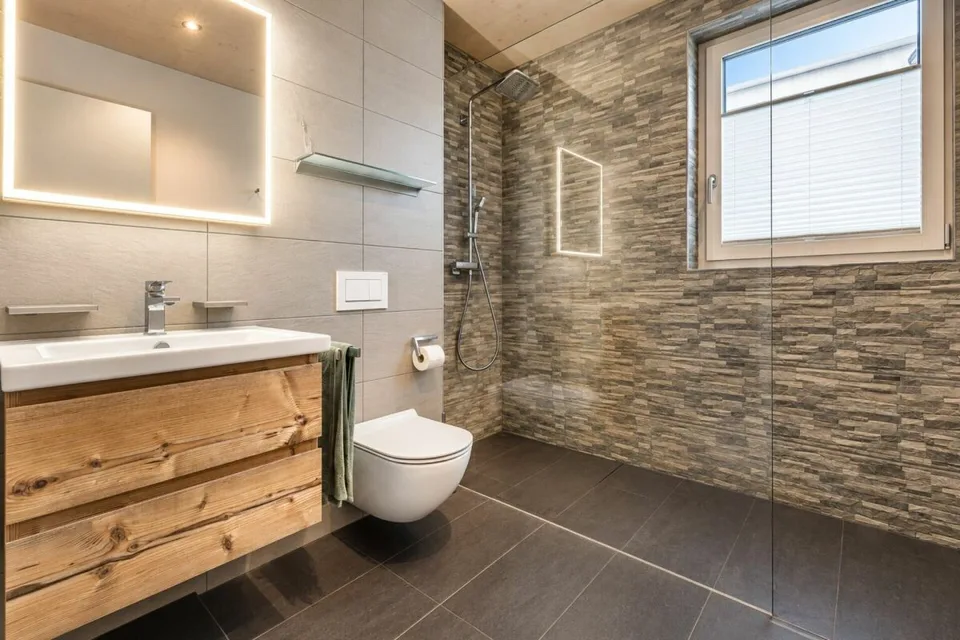 Appartement de jardin 4,5 pièces de haute qualité dans un quartier familial calme sans circulation – photo 12 sur 27