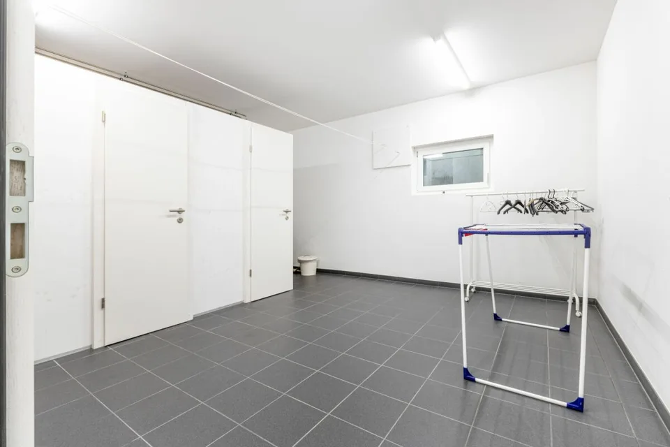 Appartement de jardin 4,5 pièces de haute qualité dans un quartier familial calme sans circulation – photo 15 sur 27