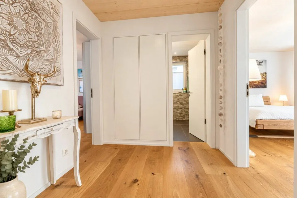 Appartement de jardin 4,5 pièces de haute qualité dans un quartier familial calme sans circulation – photo 13 sur 27