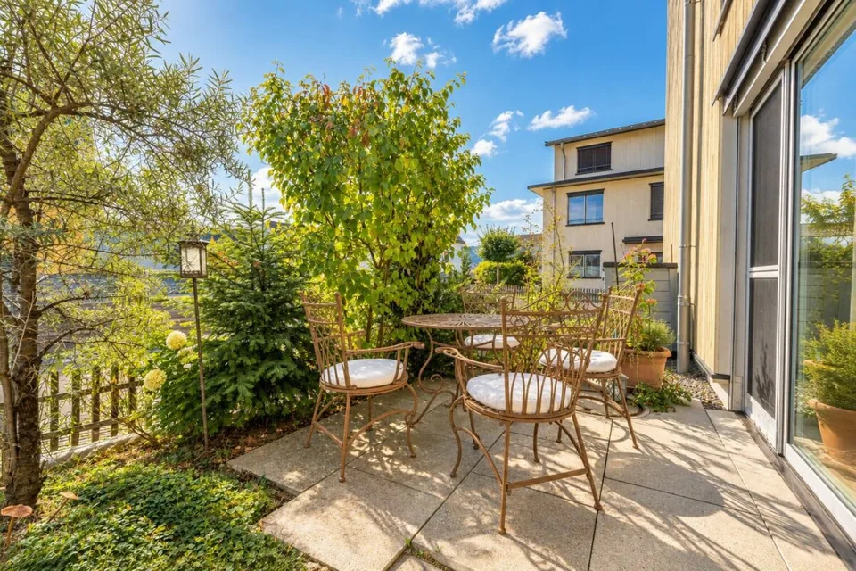 Appartement de jardin 4,5 pièces de haute qualité dans un quartier familial calme sans circulation – photo 17 sur 27