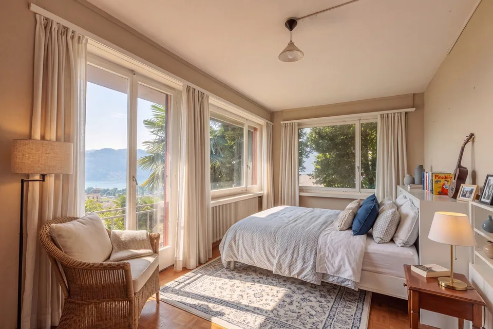 VILLA 6,5 PIÈCES À RÉNOVER AVEC VUE SUR LE LAC À AGNO – photo 6 sur 9