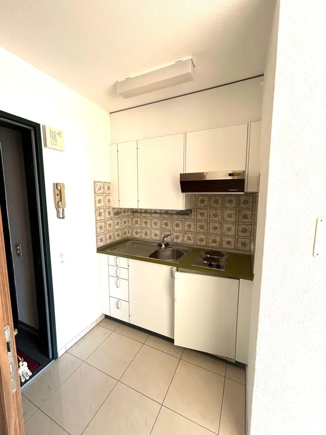 1-bedroom apartment with lake view in Gunten – photo 4 of 4