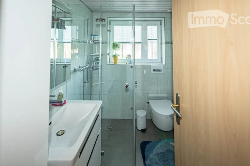 Casa unifamiliare indipendente, affascinante, in vendita in una posizione tranquilla a Goldach – foto 12 di 14