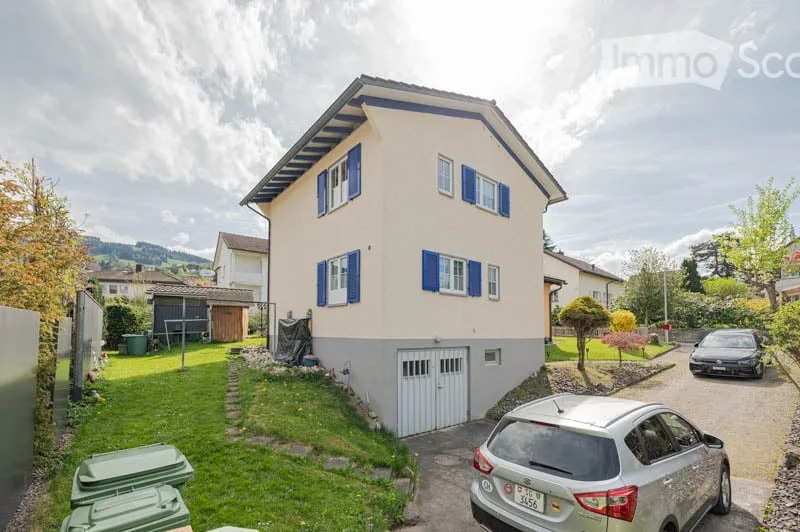 Casa unifamiliare indipendente, affascinante, in vendita in una posizione tranquilla a Goldach – foto 2 di 14