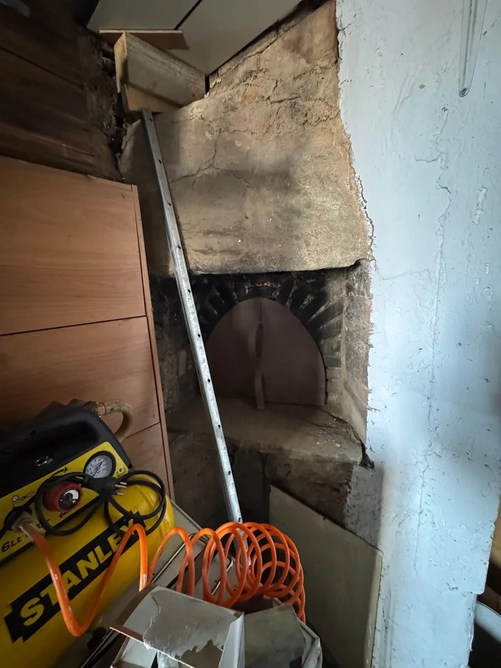 Haus mit 2 Wohnungen und 18 Räumen in Vernate – Foto 11 von 30