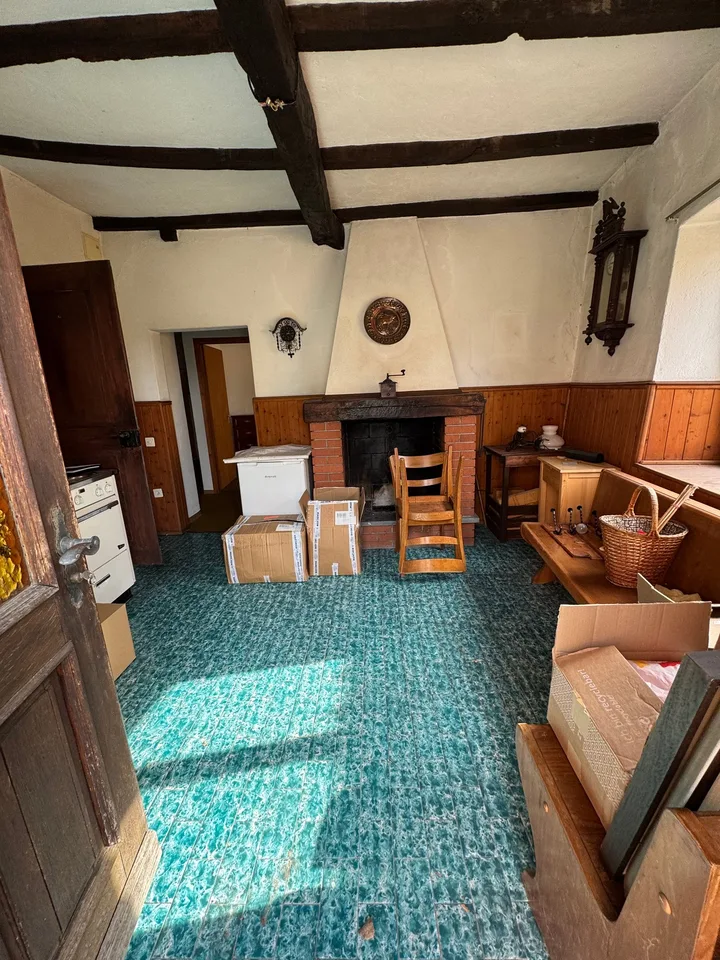 Haus mit 2 Wohnungen und 18 Räumen in Vernate – Foto 22 von 30