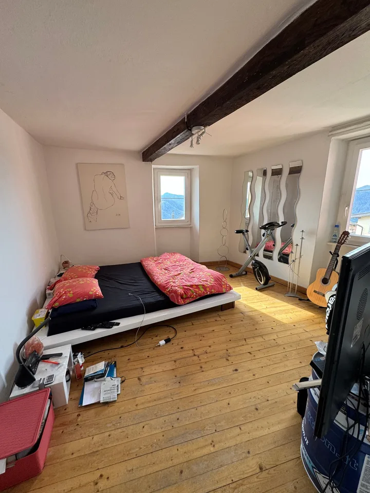 Haus mit 2 Wohnungen und 18 Räumen in Vernate – Foto 12 von 30