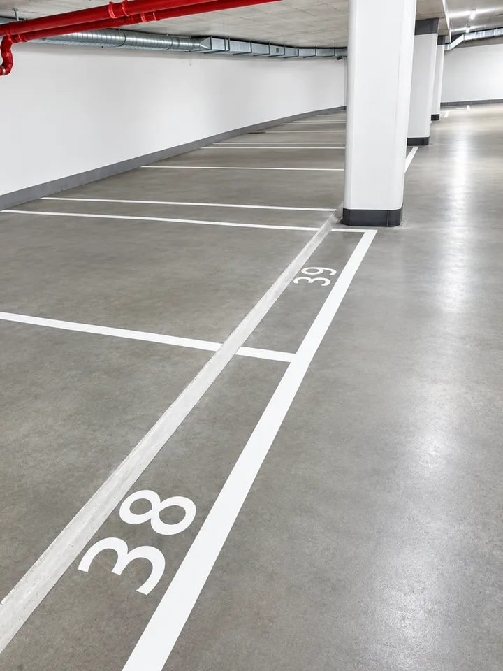 Interior parking space for rent in Versoix – photo 2 of 2