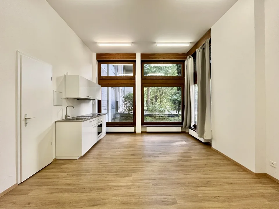 AFFITTASI UFFICIO DI 65 MQ CON AMPIE VETRINE A LUGANO LORETO – foto 5 di 10