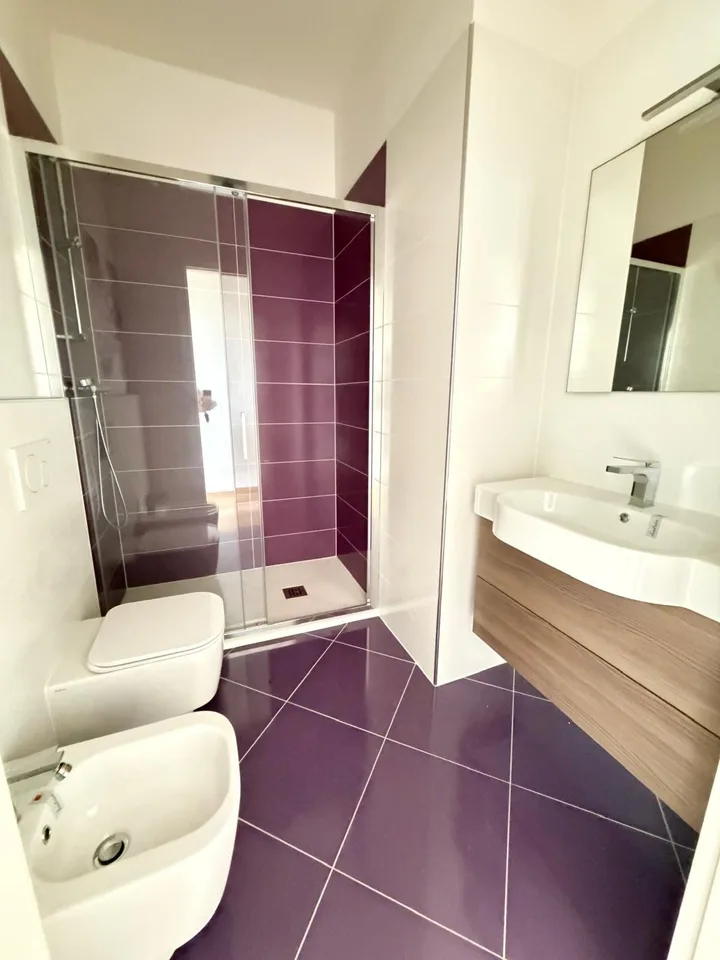 Magliaso – Exklusives 3,5-Zimmer-Apartment im letzten Stock mit direktem Zugang über Aufzug – Foto 13 von 16