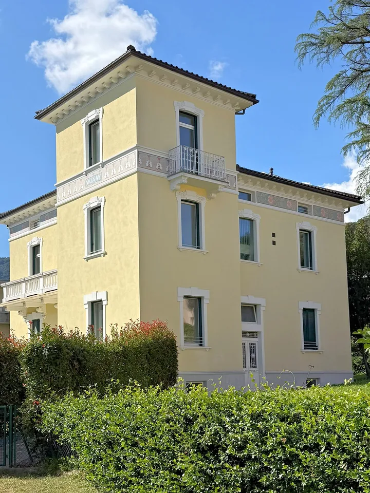 Magliaso – Exklusives 3,5-Zimmer-Apartment im letzten Stock mit direktem Zugang über Aufzug – Foto 15 von 16