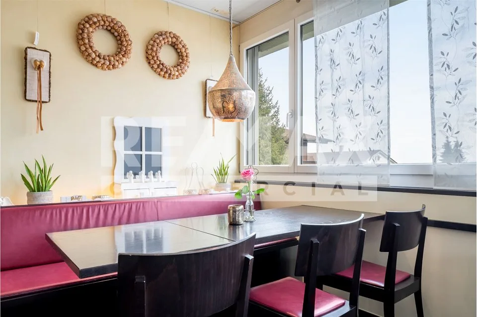 "Vielseitige Gewerbeimmobilie in Hellbühl: Moderne Gastronomie und flexible Nutzungsmöglichkeiten" – Foto 9 von 13