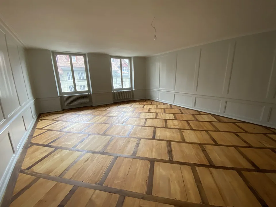 Appartement de 2 pièces élégant et spacieux dans la vieille ville – photo 3 sur 4