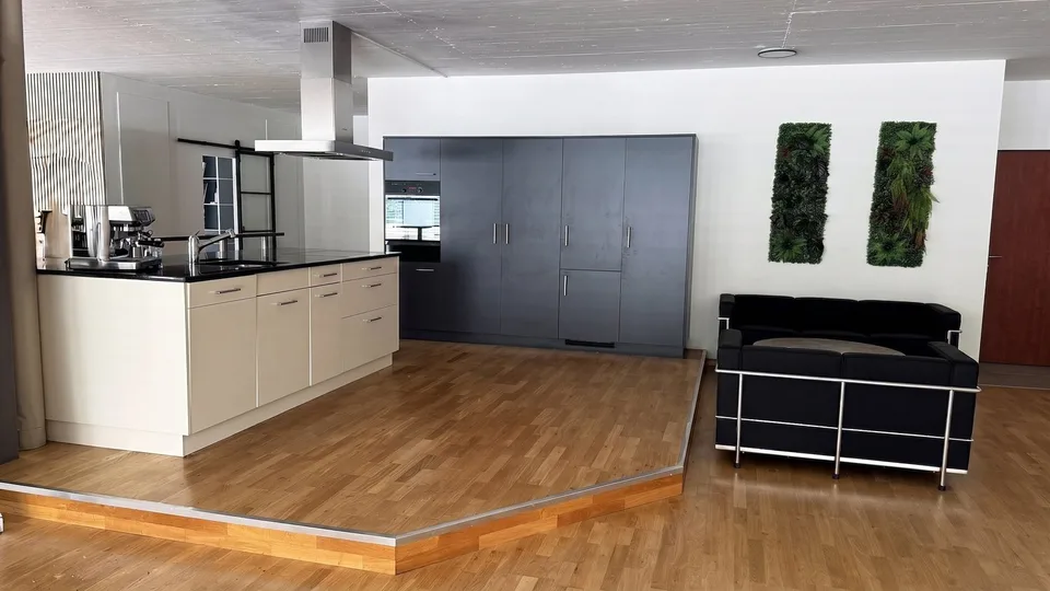 Modernes Büro 244 m² in Schindellegi – Nachmieter gesucht, sofort verfügbar – Foto 7 von 10
