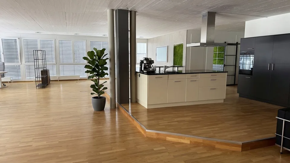 Modernes Büro 244 m² in Schindellegi – Nachmieter gesucht, sofort verfügbar – Foto 6 von 10