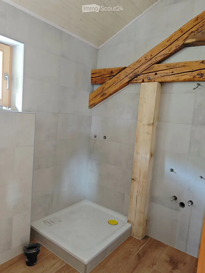 Wohnung 4,5 Zimmer mit Pferdestall und Pferdegrundstück – Foto 6 von 13