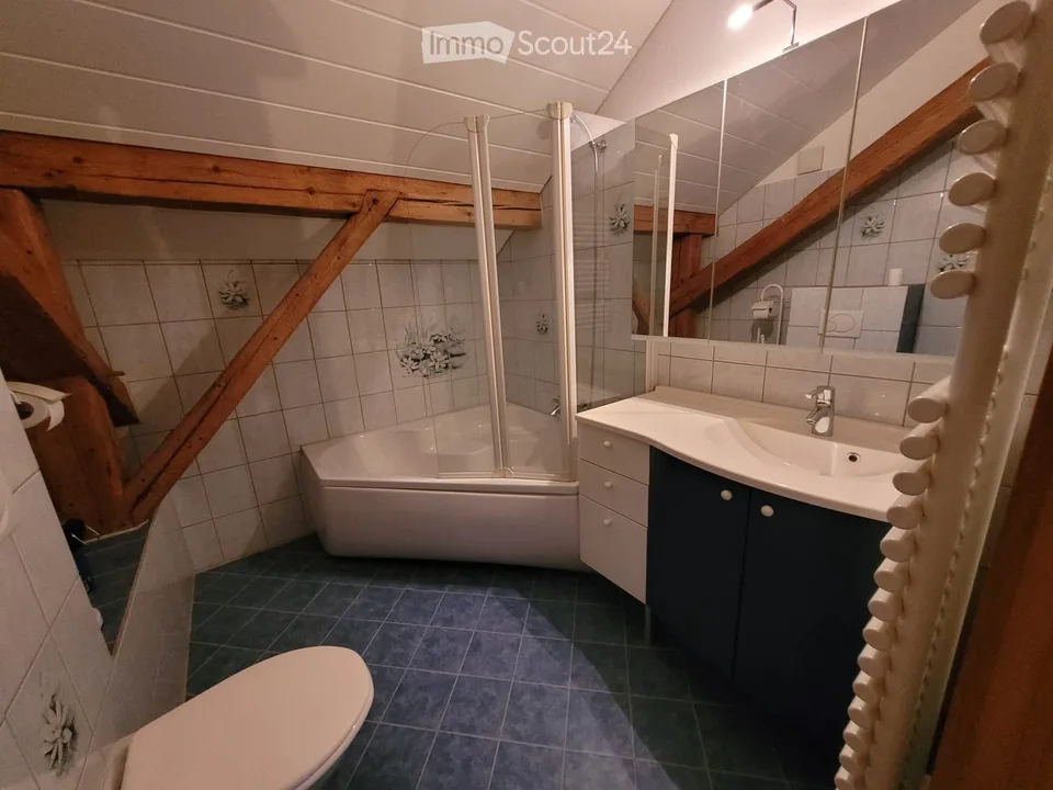 Wohnung 4,5 Zimmer mit Pferdestall und Pferdegrundstück – Foto 12 von 13
