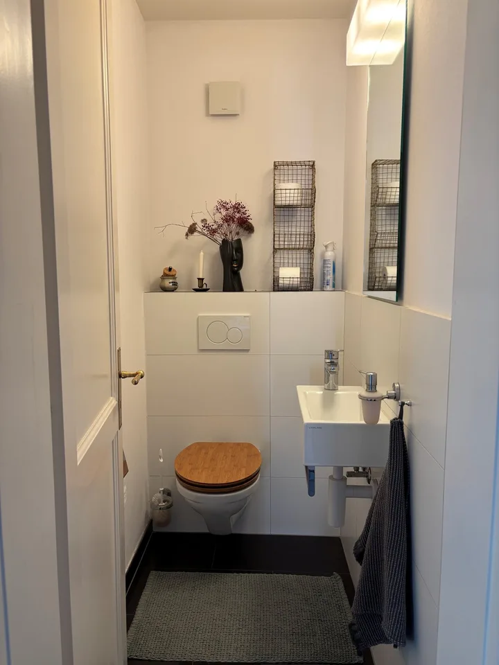 5-room apartment in the village center – photo 12 of 18