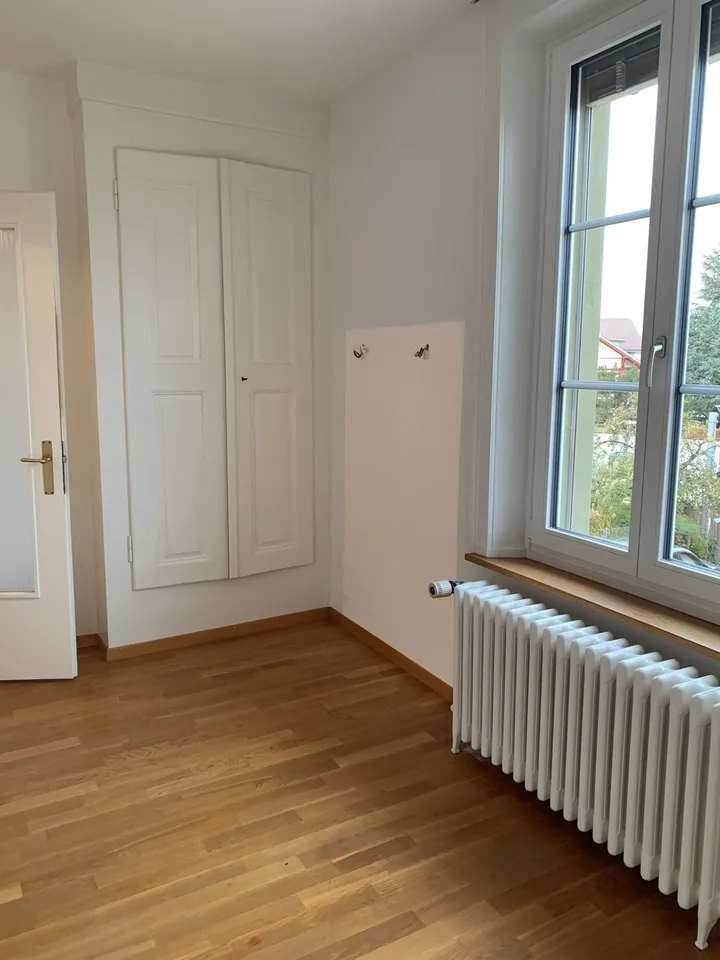 5-room apartment in the village center – photo 10 of 18