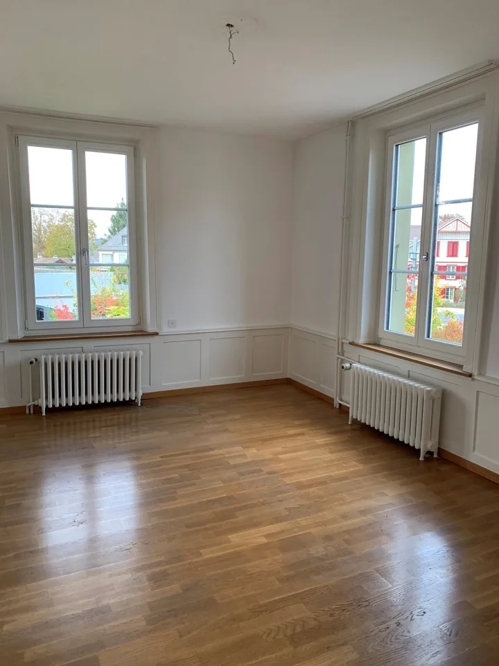 5-room apartment in the village center – photo 9 of 18