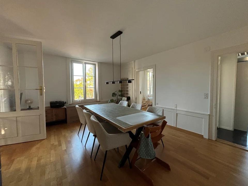 5-room apartment in the village center – photo 4 of 18