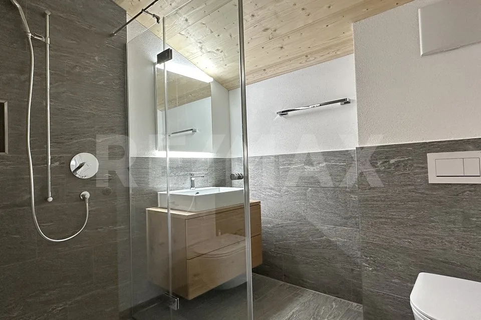 Habiter de manière économe en énergie ! Garglas.ch - Appartement de 4½ pièces au dernier étage E11 avec part de l'énergie solaire – photo 3 sur 13