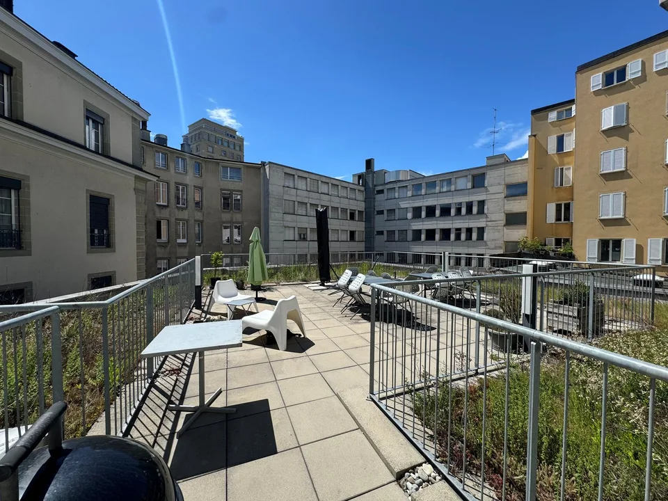 Appartamento luminoso di 2.5 locali con balcone nel cuore di Losanna – foto 3 di 9