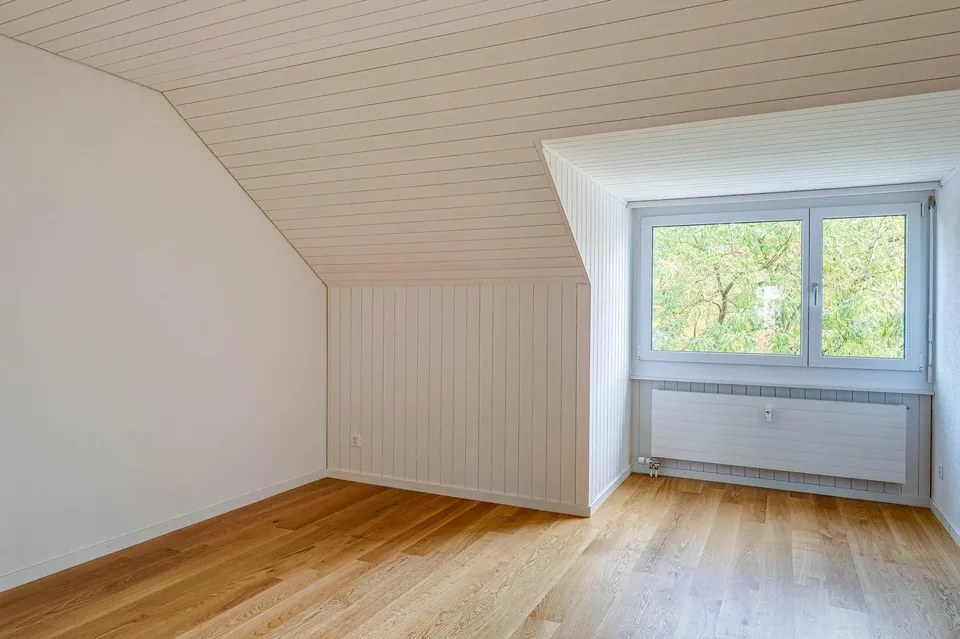 Spacious attic apartment - top location in Riethüsli – photo 6 of 12