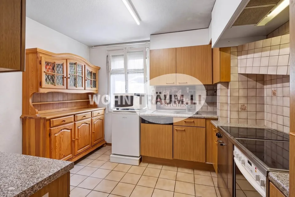 5-Zimmer Einfamilienhaus mit Landreserve in Welschenrohr – Foto 3 von 13