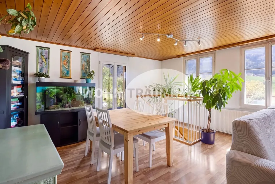 5-Zimmer Einfamilienhaus mit Landreserve in Welschenrohr – Foto 6 von 13