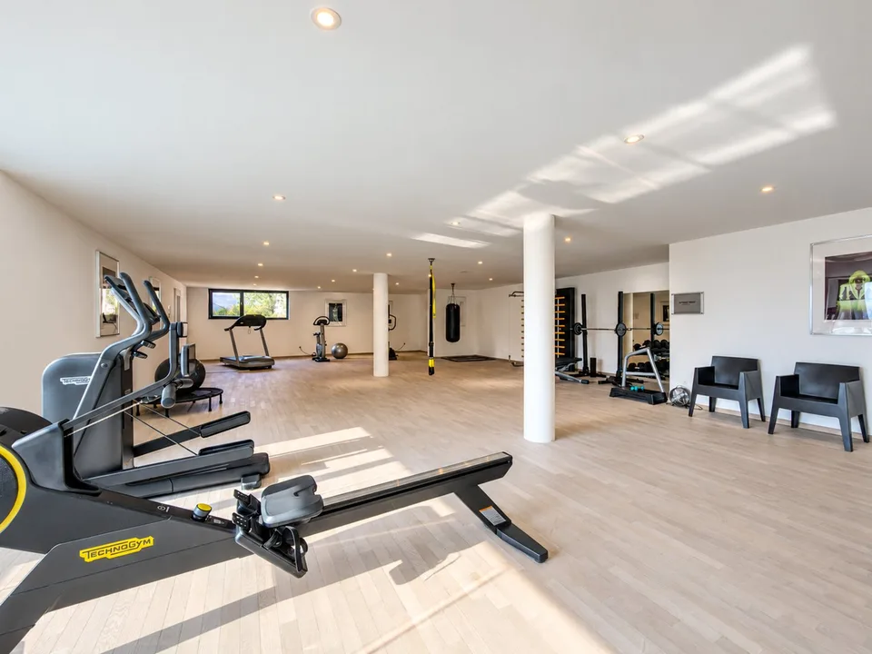 Appartement élégant et prestigieux avec jardin à Porza – photo 19 sur 26